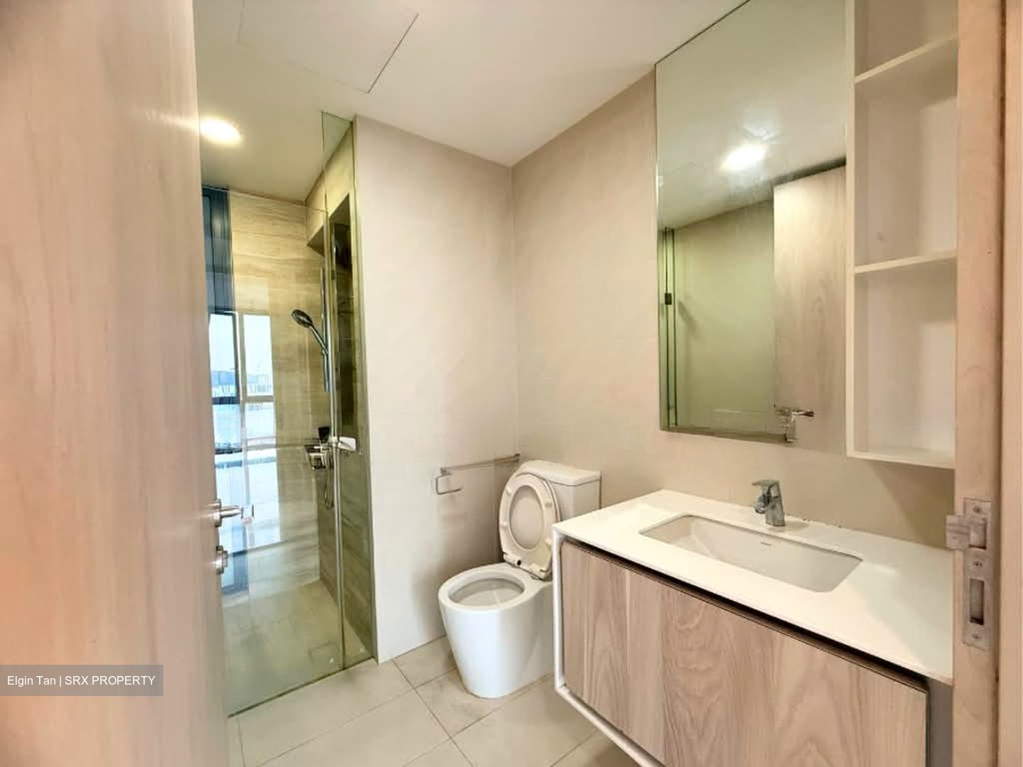 J Gateway (D22), Condominium #596560761